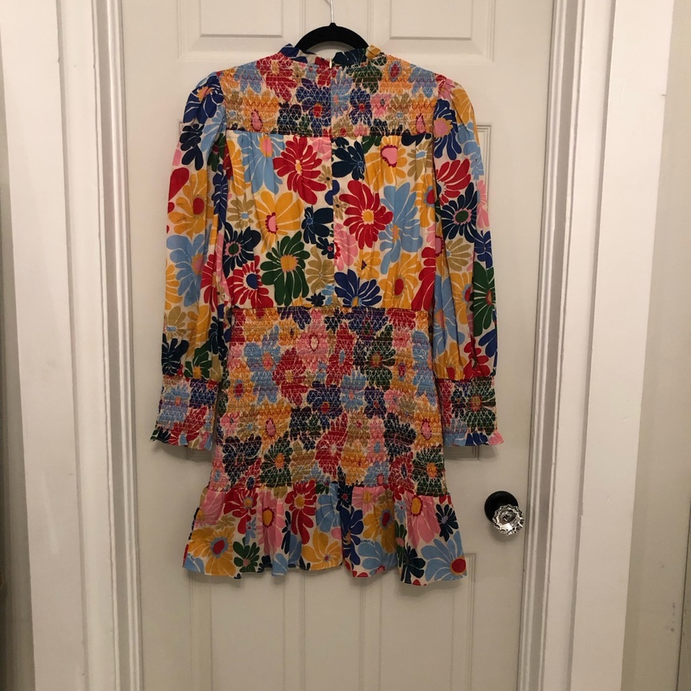 💥 FARM RIO Sunny Daisies Floral Multicolor Smocked Dress Sz S - Picture 3 of 5
